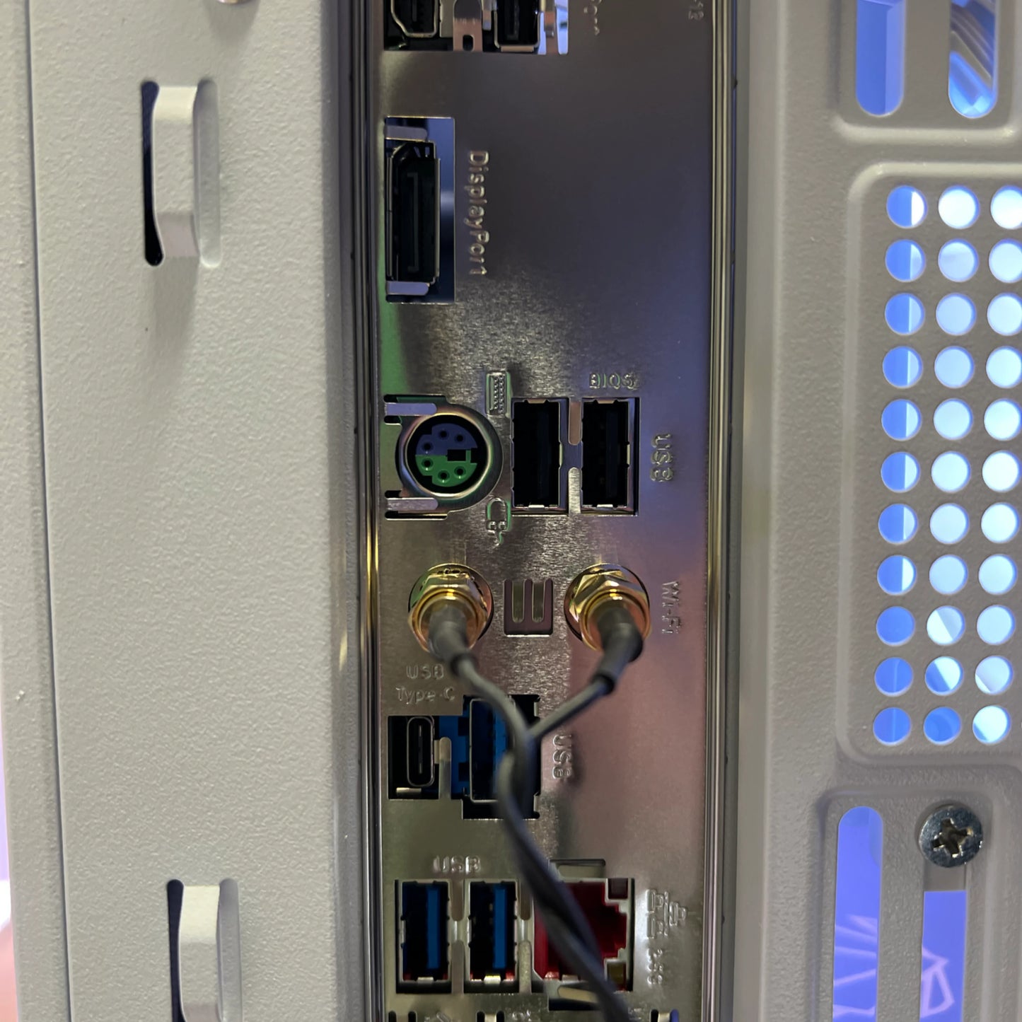 🥇FPS=Victory🥇 1440/4k 7600x/5070/32gDDR5/850watt PSU/1TB Nvme/240mm AIO