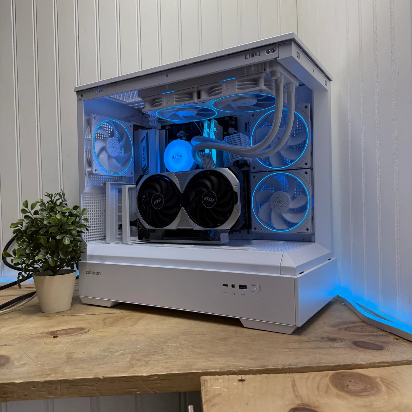 Balenced Ryzen 5 7600X / RTX 4070 Ti SUPER / 32GB DDR5 / 1.5TB NVMe/ 850W PSU