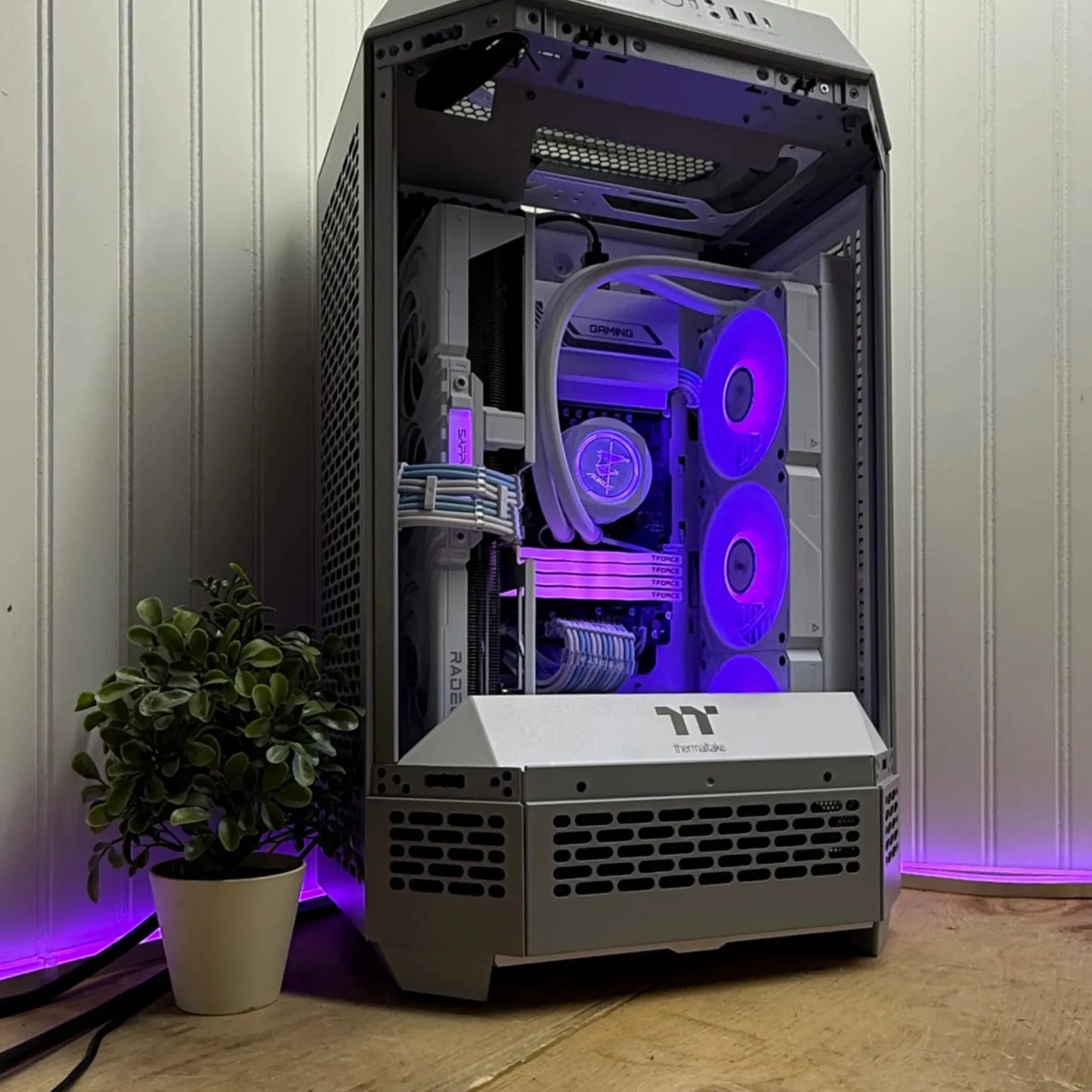 🧊 Frozen Note🧊 – AMD Ryzen 9 9600X|AMD 9070| 32GB DDR5|1TB NVMe|B650/A Tier PSU/Liquid Cooled 🔥