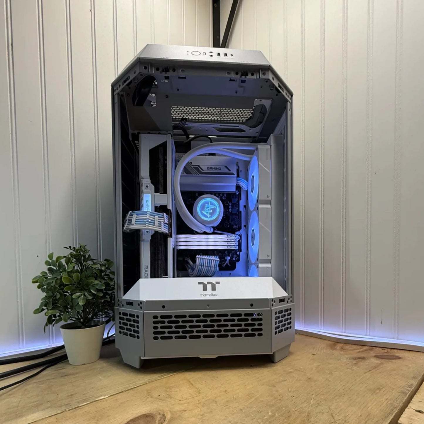 🧊 Frozen Note🧊 – AMD Ryzen 9 9600X|AMD 9070| 32GB DDR5|1TB NVMe|B650/A Tier PSU/Liquid Cooled 🔥