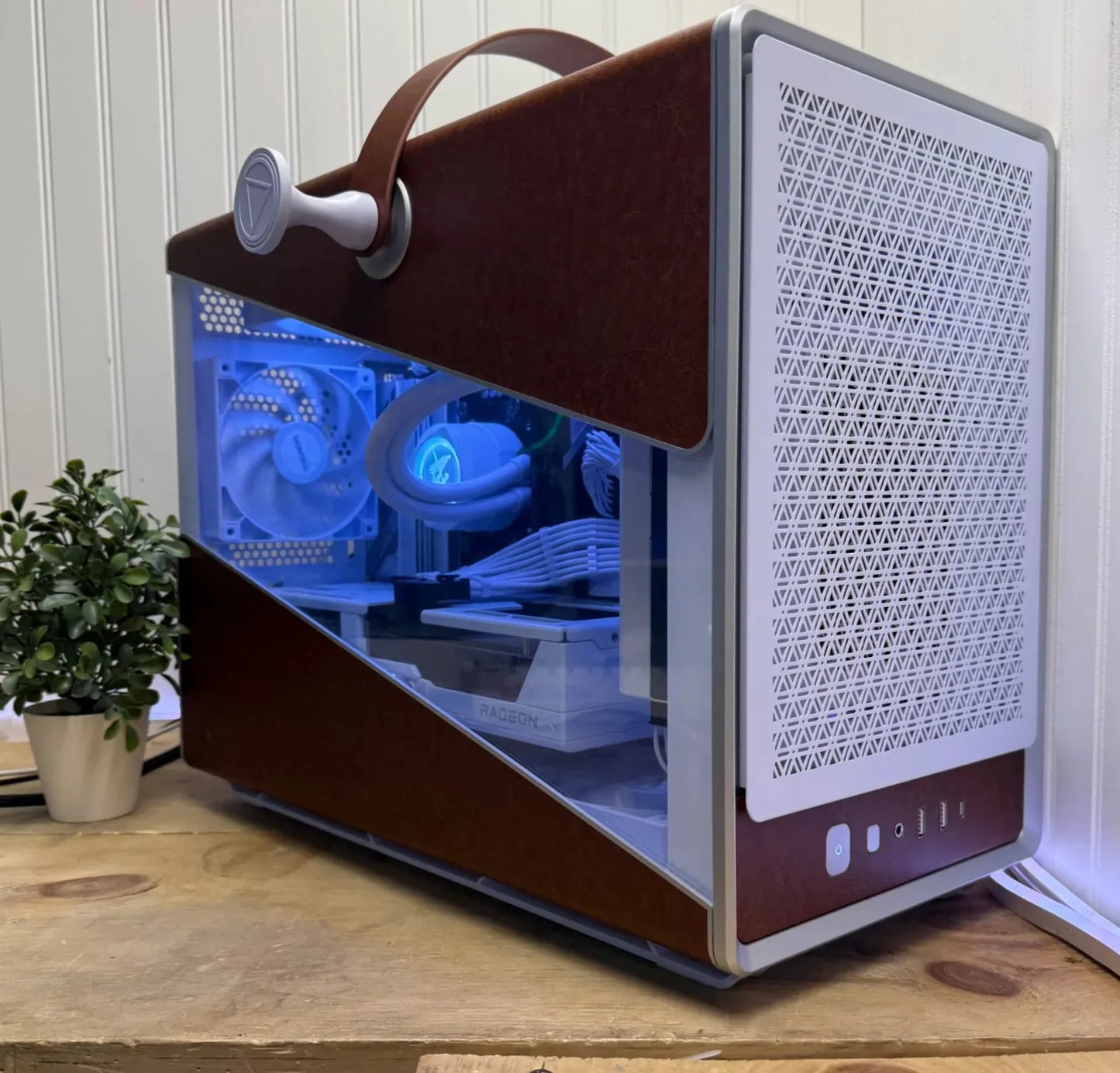 🤍White Sophisticated🤍 7700X/32GDDR5/9070/2x1TBNVME/360mmAIO/850w PSU/