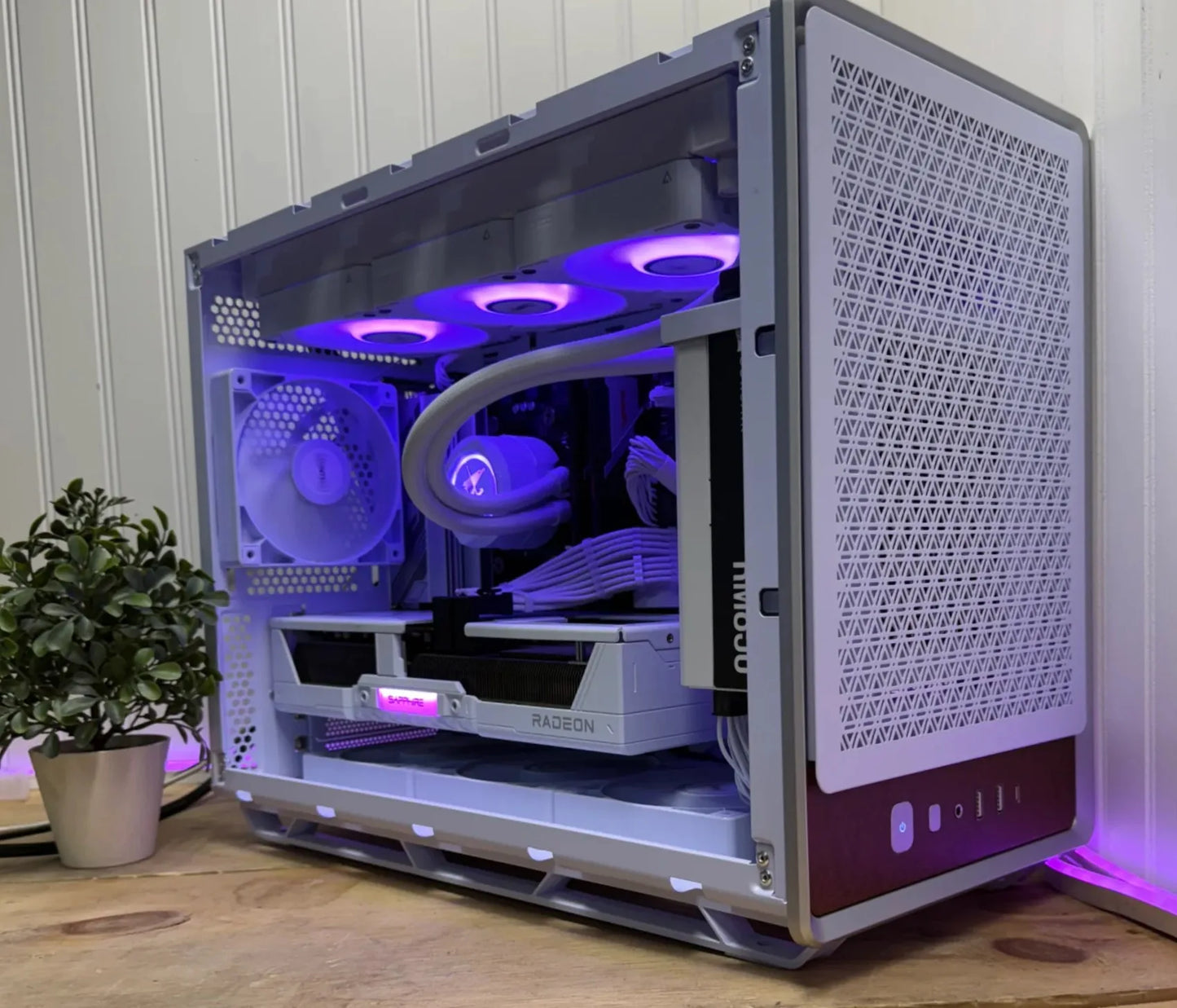 🤍White Sophisticated🤍 7700X/32GDDR5/9070/2x1TBNVME/360mmAIO/850w PSU/
